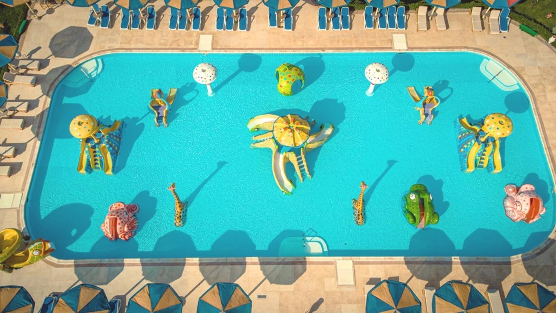 Hawaii Paradise Aqua Park - Families And Couples Only Resort Hurghada