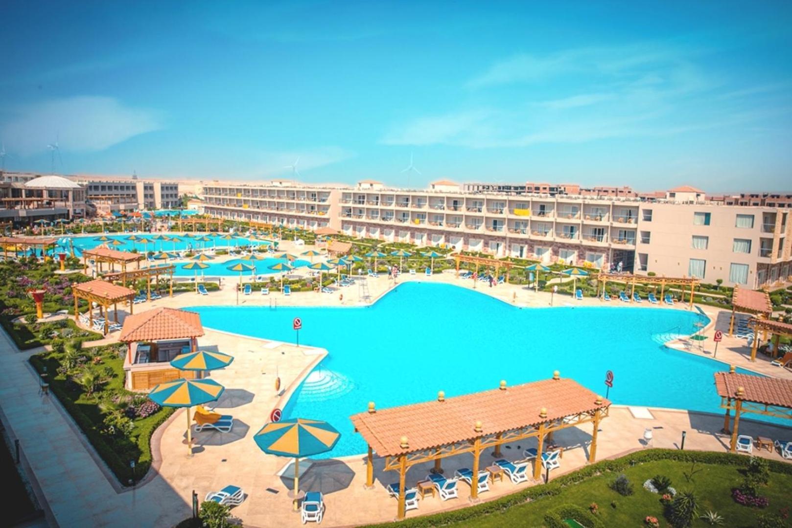Hawaii Paradise Aqua Park - Families And Couples Only Resort